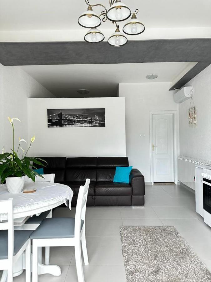 Apartments Boka Pearl Cattaro Esterno foto